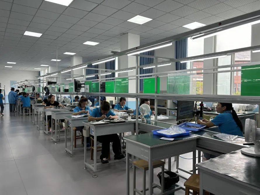 貴安東江科技智能制造實(shí)現(xiàn)新突破 整體自動(dòng)化率達(dá)50%，科技研發(fā)持續(xù)發(fā)力